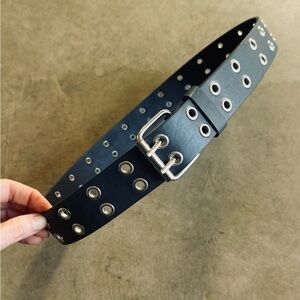 NWOT Charcoal Double Grommet Belt with Silver Buckle